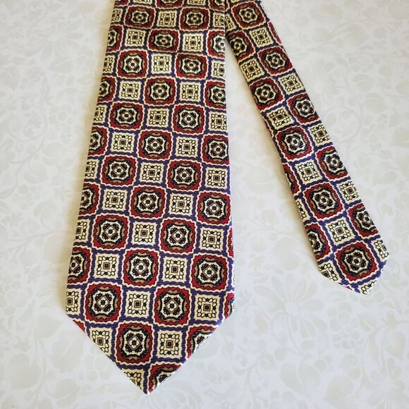 Vintage Liberty of London 100% Silk Tie Red Blue Beige Mens Necktie - Picture 1 of 7